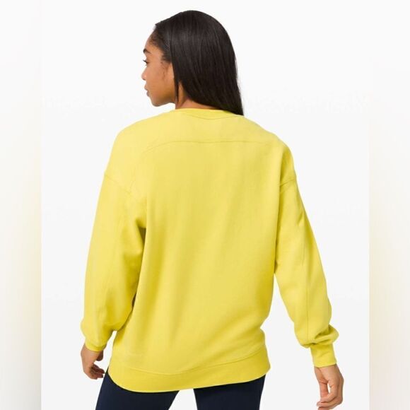 Lululemon Perfectly Oversized Crew in Yellow Serpentine Size 4 - Picture 2 of 10